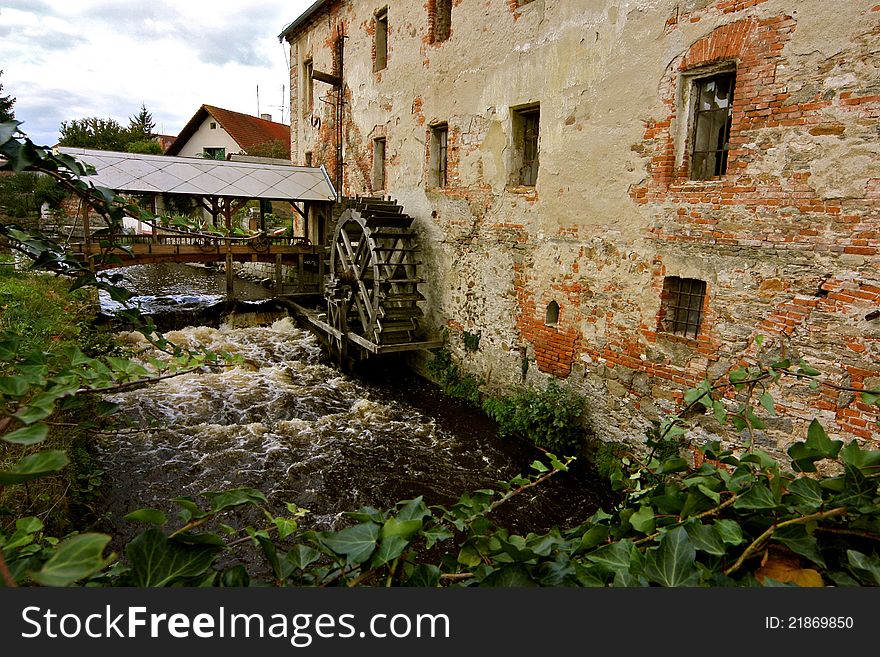 Old abandoned water mill in Western Bohemian town of Horazdovice (Czech Republic). Old abandoned water mill in Western Bohemian town of Horazdovice (Czech Republic)