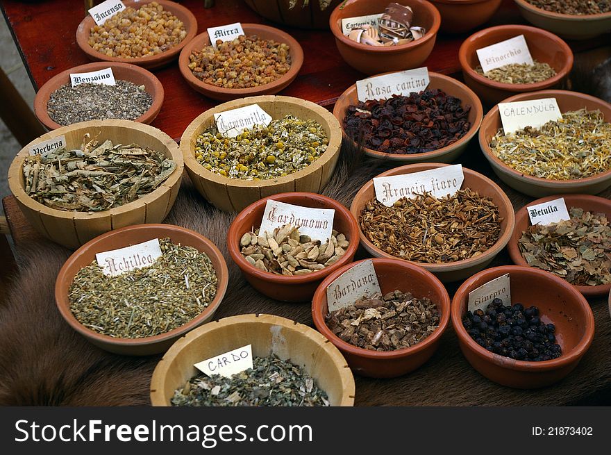 Natural colorants bowls.