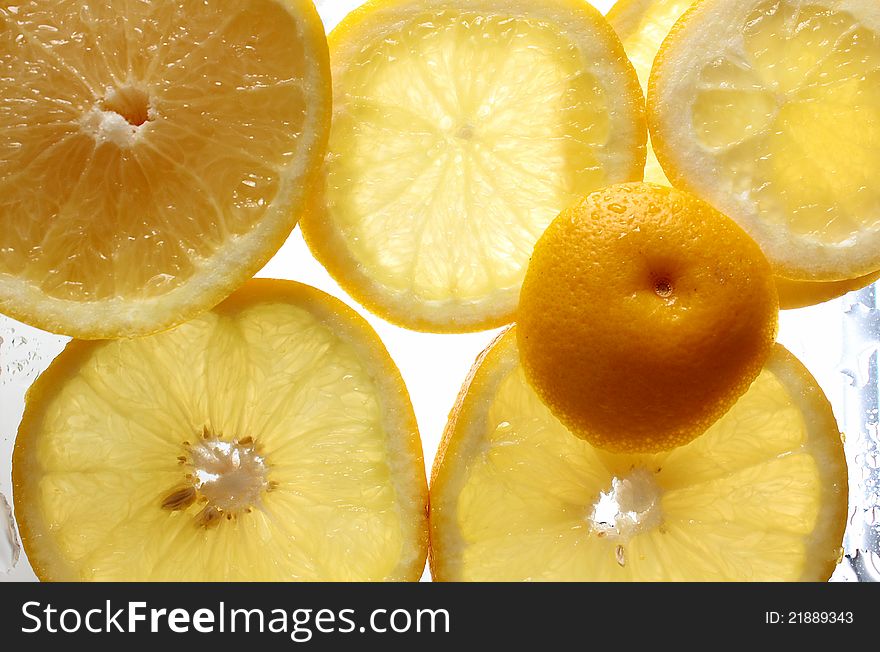 Freshly sliced juicy grapefruit ready for juicing.