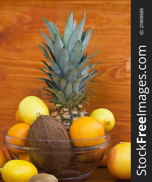 Glass bowl filled with fresh fruit