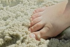 Kids Foot In Sandy Beach Fun Royalty Free Stock Images