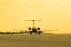 Airplane Landing Royalty Free Stock Photography
