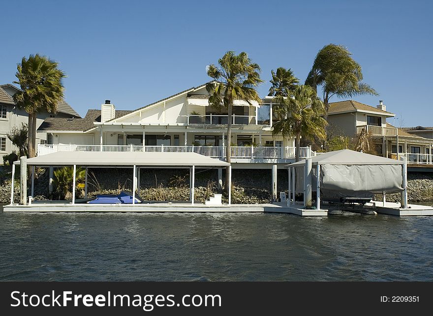 Executive House On The Water