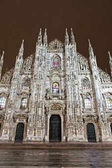 Main Cathedral Facade In Milan Royalty Free Stock Image