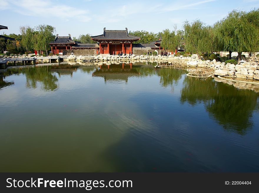 The scenery of Huaqing Pool Park in Lingtong, Shaanxi, China. This is place where ancient Chinese Tang emperors and concubines take a bath. One of the most famous is the Xuanzong and Yang.