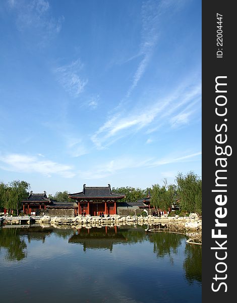 The scenery of Huaqing Pool Park in Lingtong, Shaanxi, China. This is place where ancient Chinese Tang emperors and concubines take a bath. One of the most famous is the Xuanzong and Yang.