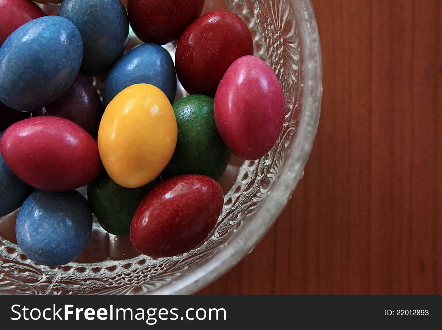 Colored Easter eggs in a bowl