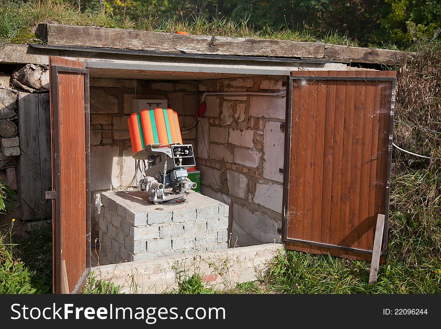 Clay pigeon throwing machine in the bunker. Clay pigeon throwing machine in the bunker