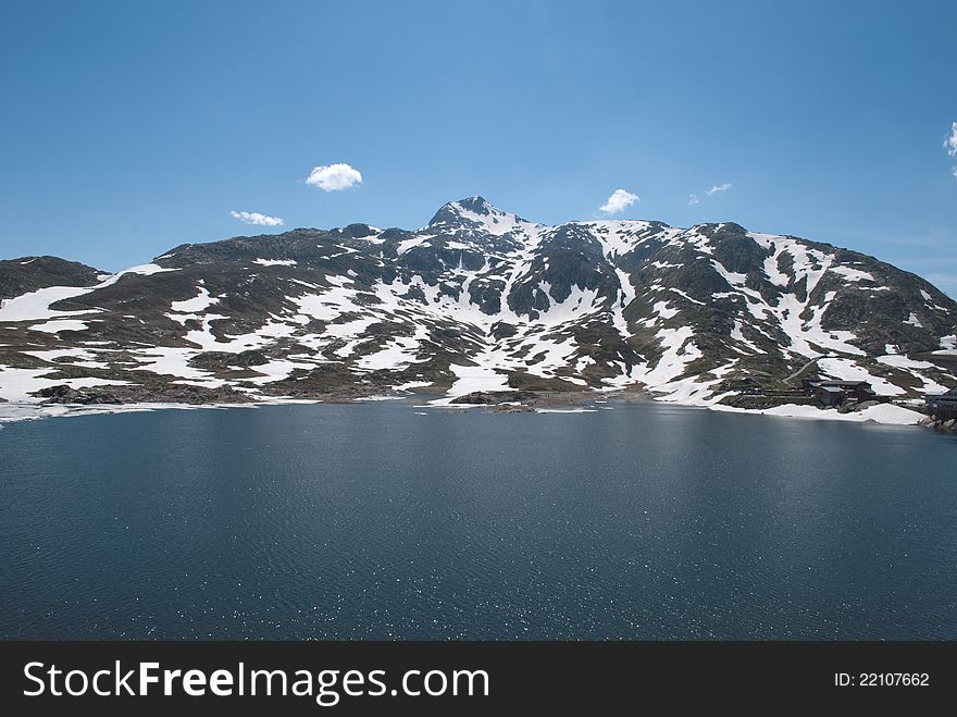 Totensee (or Totesee) is a small natural lake (0.18 kmÂ²) at the Grimsel Pass in the canton of Valais, Switzerland. It is used as a reservoir and drained into Grimselsee.