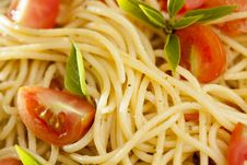 Tomato And Basil Pasta Close-Up Royalty Free Stock Image Tomato And Basil Pasta Close-Up Royalty Free Stock Image