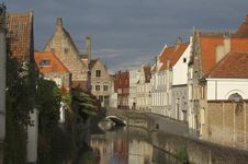 Small Canal In Bruges Royalty Free Stock Images Small Canal In Bruges Royalty Free Stock Images
