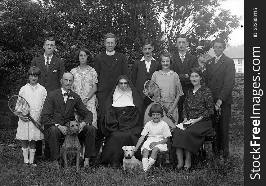 Appearances can be deceptive. This is a photo of the O&#x27;Connor family, Tramore, Co. Waterford. At first glance, the paterfamilias Peter O&#x27;Connor looks like a mild-mannered solicitor. Solicitor he was, but mild-mannered, no.

On 15 August 1901, he jumped 24ft 11¾ins &#x28;7.61m&#x29;, a World record in long jump that lasted 20 years. His Irish record in long jump lasted 89 years. Peter O&#x27;Connor won a silver medal at the Athens Olympics in 1906, but did not like being regarded as a British athlete. He climbed a flagpole and raised an Erin go Bragh flag.

In sporting retirement, he became Vice-President of the Incorporated Law Society of Ireland.

Thanks to ofarrl for doing great research on the names of O&#x27;Connor family using Mark Quinn&#x27;s book on Peter O&#x27;Connor, The King of Spring and adding notes on all the family members in this photo. 

Date: Wednesday, 17 August 1927

NLI Ref.: POOLEWP 3455. Appearances can be deceptive. This is a photo of the O&#x27;Connor family, Tramore, Co. Waterford. At first glance, the paterfamilias Peter O&#x27;Connor looks like a mild-mannered solicitor. Solicitor he was, but mild-mannered, no.

On 15 August 1901, he jumped 24ft 11¾ins &#x28;7.61m&#x29;, a World record in long jump that lasted 20 years. His Irish record in long jump lasted 89 years. Peter O&#x27;Connor won a silver medal at the Athens Olympics in 1906, but did not like being regarded as a British athlete. He climbed a flagpole and raised an Erin go Bragh flag.

In sporting retirement, he became Vice-President of the Incorporated Law Society of Ireland.

Thanks to ofarrl for doing great research on the names of O&#x27;Connor family using Mark Quinn&#x27;s book on Peter O&#x27;Connor, The King of Spring and adding notes on all the family members in this photo. 

Date: Wednesday, 17 August 1927

NLI Ref.: POOLEWP 3455