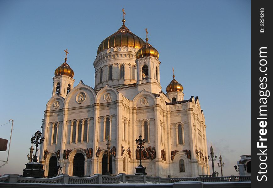 View Christ temple in Moscow from the street. View Christ temple in Moscow from the street