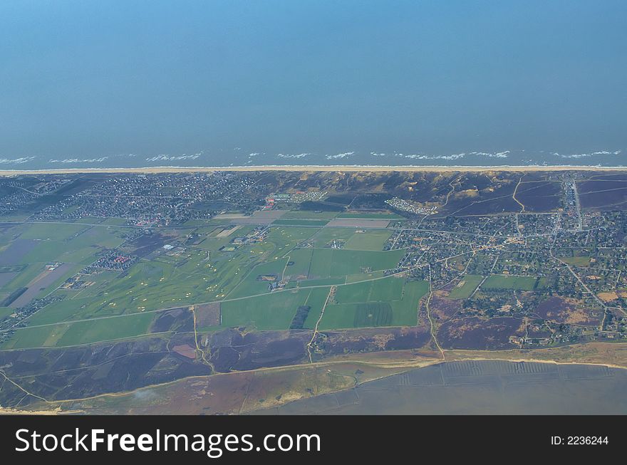 View onto islands in the wadden sea in northern Germany. View onto islands in the wadden sea in northern Germany