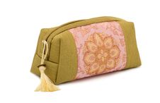 Beautiful Cosmetic Bag In The Oriental Style Royalty Free Stock Photos