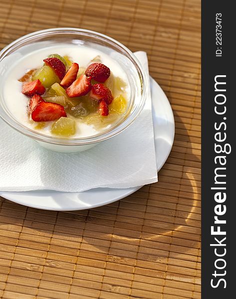 Yogurt with fresh fruits