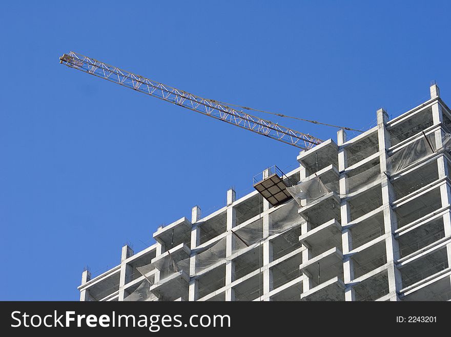 Zoom photo of many-storied construction