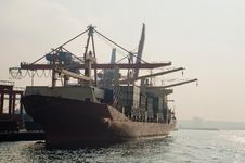 Container Ship Royalty Free Stock Images Container Ship Royalty Free Stock Images