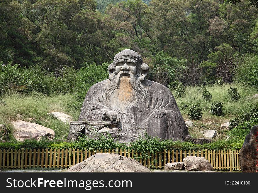 Old gentleman's building to be like is listed as the national point protection cultural object, is an our country religion of Taoism sculpture carvings in the one and only of art treasure.Experience successively for thousand years, rains and winds vicissitudes of life, still Xu Ling if living, healthy and energetic.A piece of shape Xiao the natural huge rock of old man is slightly the civil craftsman of rival divine skill technical skill, carve it into the spring autumn period famous philosopher, thinker and religion of Taoism to open mountain founder sitting of Lao Tze to be like. Old gentleman's building to be like is listed as the national point protection cultural object, is an our country religion of Taoism sculpture carvings in the one and only of art treasure.Experience successively for thousand years, rains and winds vicissitudes of life, still Xu Ling if living, healthy and energetic.A piece of shape Xiao the natural huge rock of old man is slightly the civil craftsman of rival divine skill technical skill, carve it into the spring autumn period famous philosopher, thinker and religion of Taoism to open mountain founder sitting of Lao Tze to be like