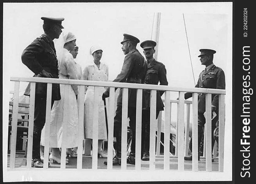 H.M. receiving the Australian nurses who are serving [in a] French military hospital