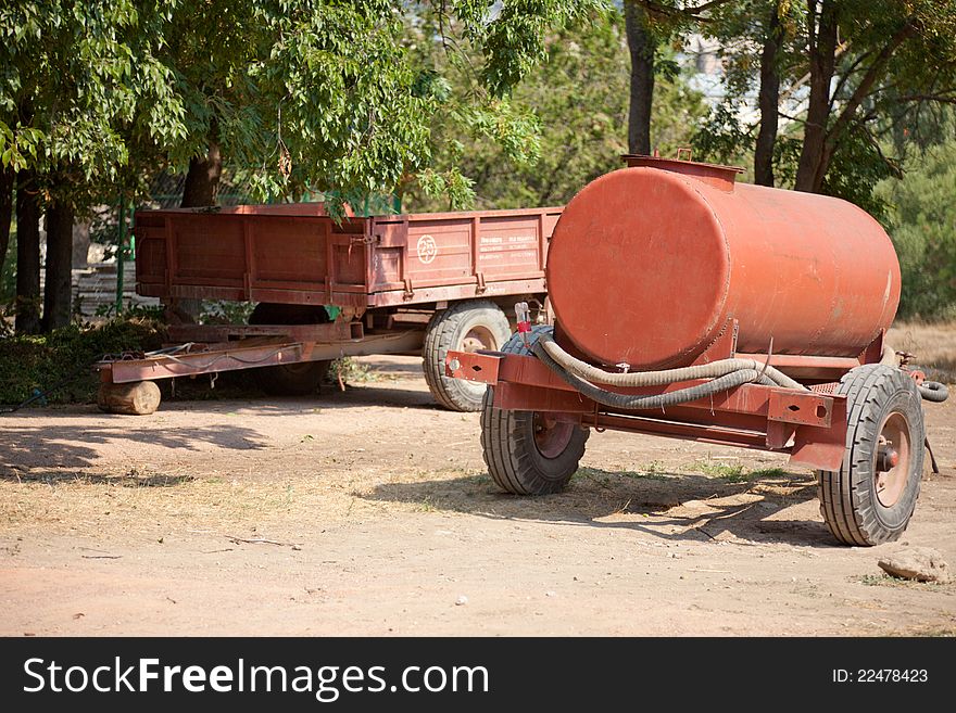 Gardening Equipment- beer chaser, water tank