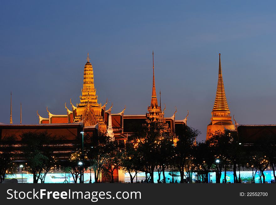 Wat phra kaew at twilight, the royal temple of Bangkok , Thailand. Wat phra kaew at twilight, the royal temple of Bangkok , Thailand.