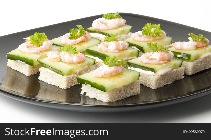 Prawn cocktail appetizer with cottage cheese and cucumber