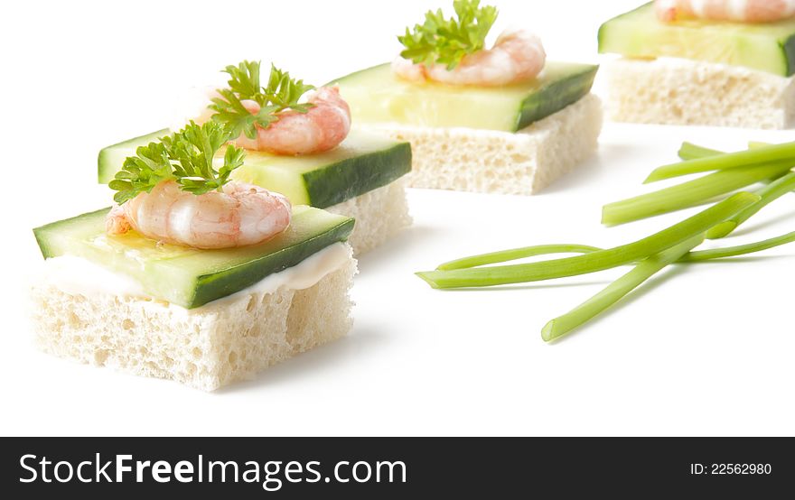 Prawn cocktail appetizer with cottage cheese and cucumber