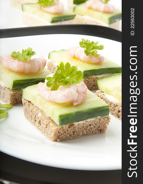 Prawn cocktail appetizer with cottage cheese and cucumber