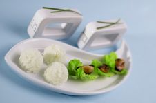 Shells With Salad And Rice Royalty Free Stock Image Shells With Salad And Rice Royalty Free Stock Image