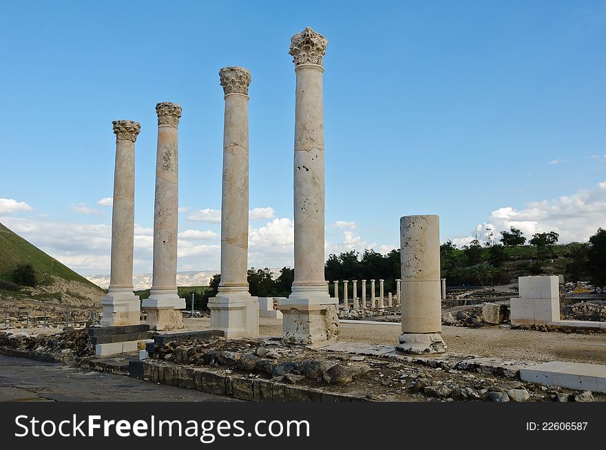 Ruins Of Decapolis Street At Beth Shean