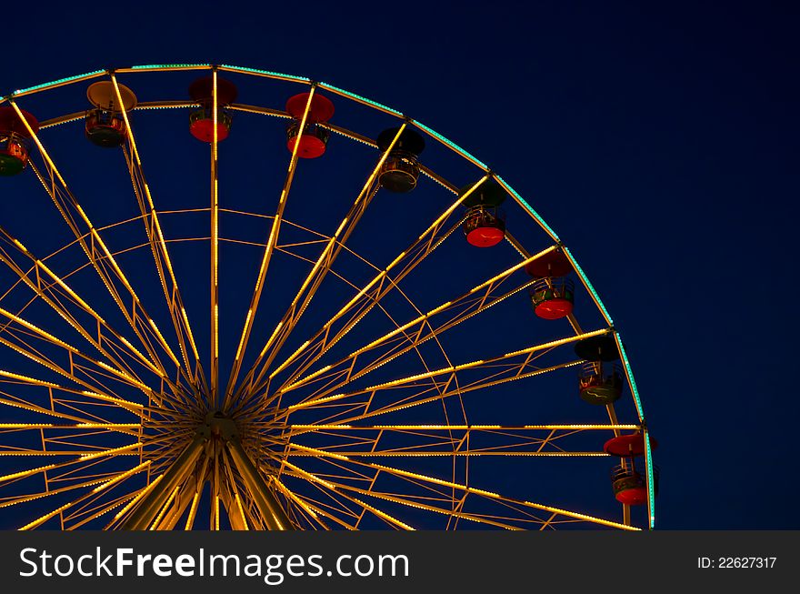 Big wheel at fun park in one night