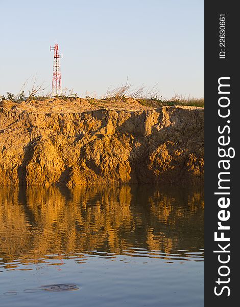 Sections of soil, water, telecommunications towers, which overlook. Sections of soil, water, telecommunications towers, which overlook.