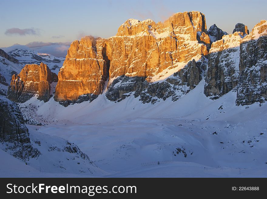 Dolomite mountain range declared 'UNESCO World Heritage Site. Dolomite mountain range declared 'UNESCO World Heritage Site