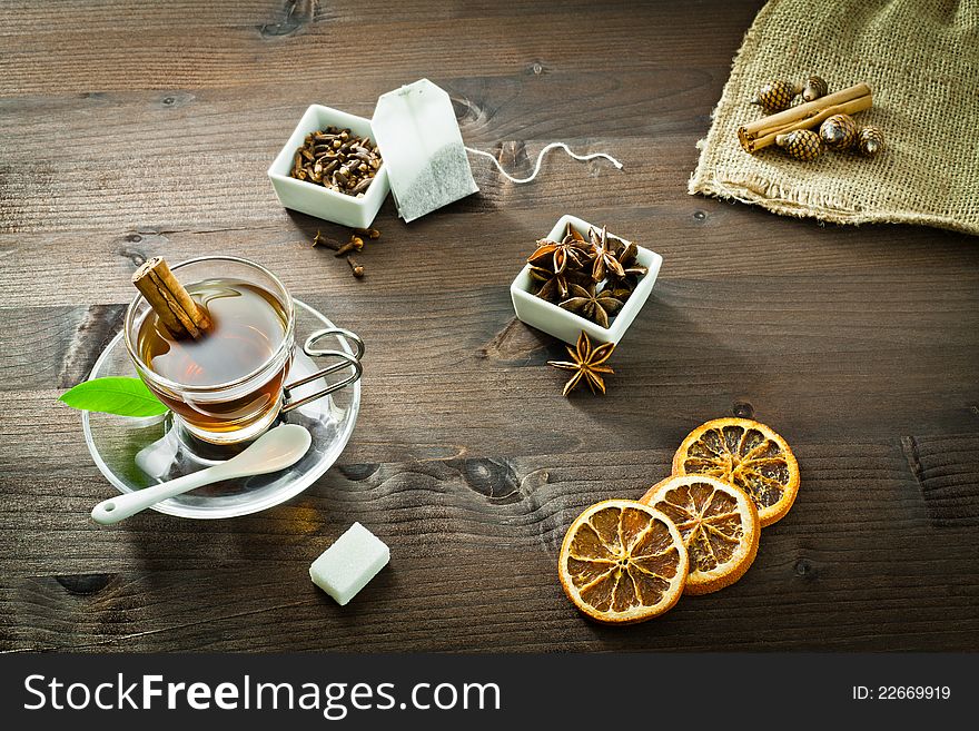 Orange,sugar,anise,cinnamon,cloves and dried flowers. Orange,sugar,anise,cinnamon,cloves and dried flowers