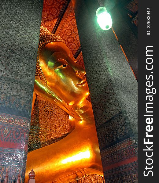 Reclining Buddha, Wat Pho, Bangkok, Thailand