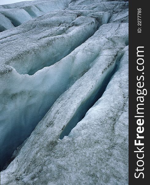 The Columbia Icefield retreats back up the valley as the earth's atmosphere warms. The Columbia Icefield retreats back up the valley as the earth's atmosphere warms.