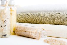 Towels And Bath Salts (4) Royalty Free Stock Photos Towels And Bath Salts (4) Royalty Free Stock Photos