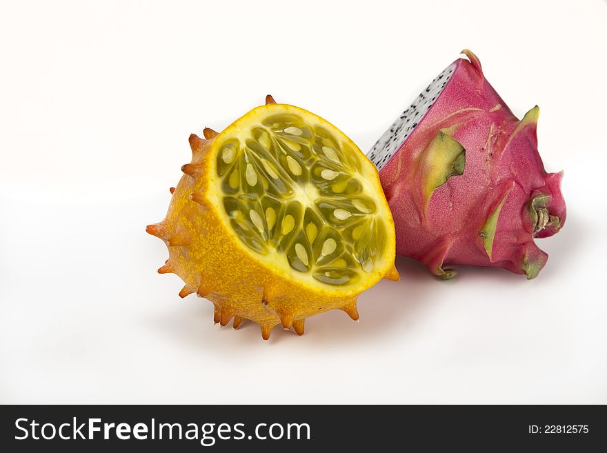 Sliced Kiwano kisses Pitahaya