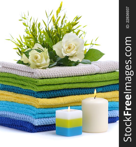 Spa towels with yellow lily