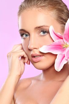Beautiful Woman With Lily Flower Royalty Free Stock Photos
