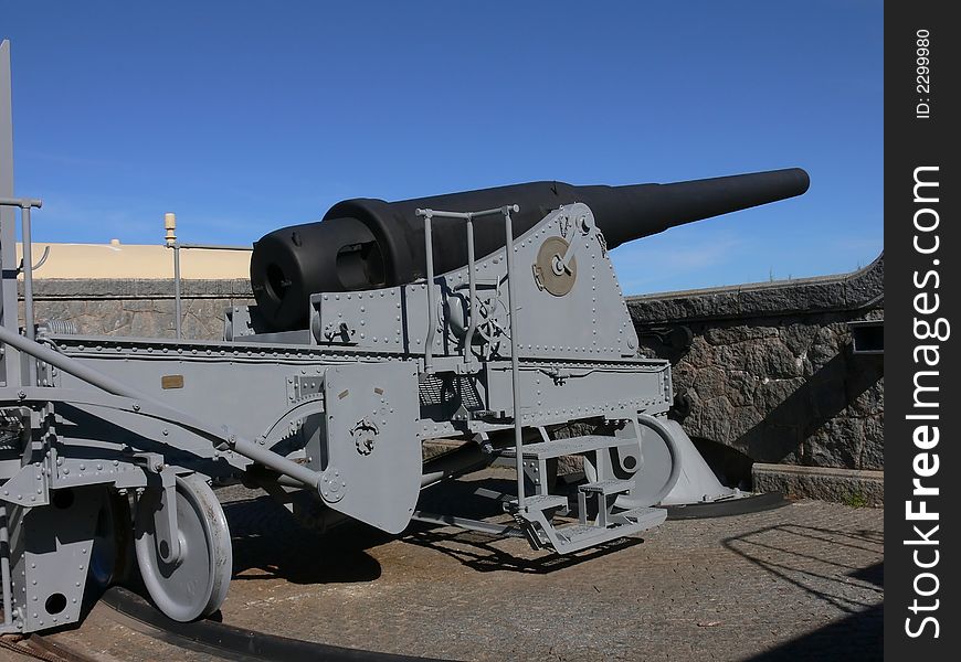Old big gun from a coast defence system of early 30s