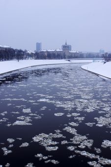 Ice In A River Neris In Town, Vertical Royalty Free Stock Images