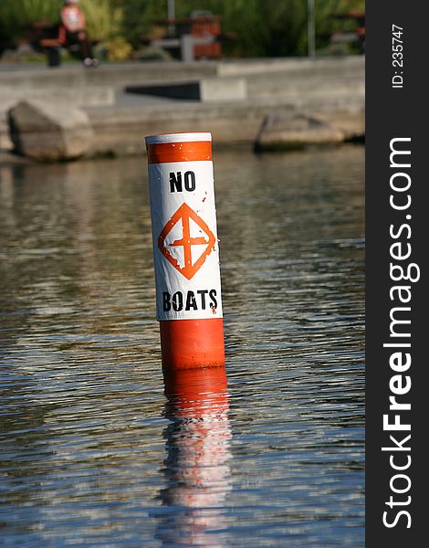 Swimmers safety marker