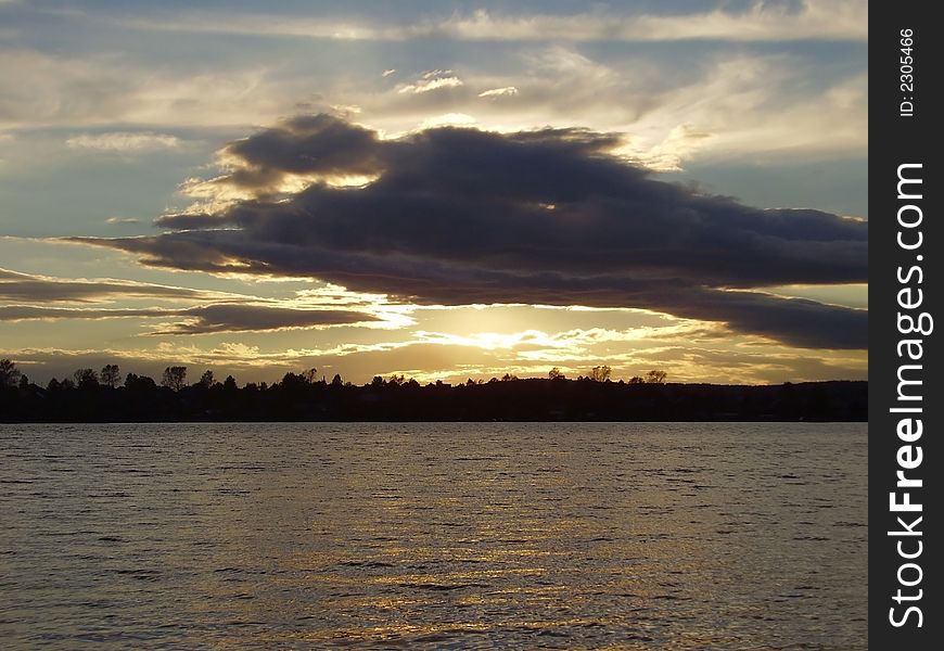 This was a miraculous sundown at October,play of the light and cloud. This was a miraculous sundown at October,play of the light and cloud