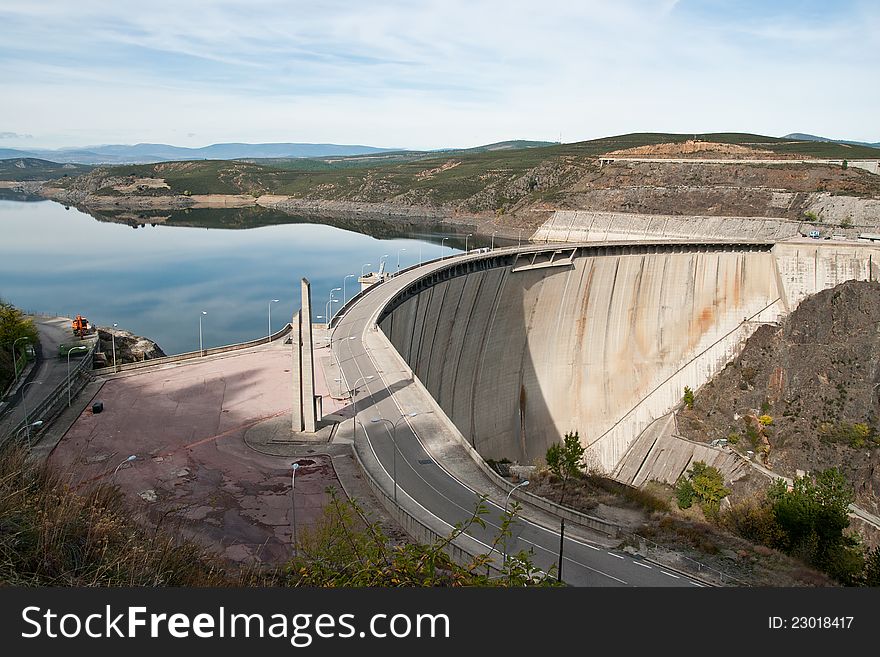 Panoramic view of the dam Atazar. Pentax K20D. Panoramic view of the dam Atazar. Pentax K20D.