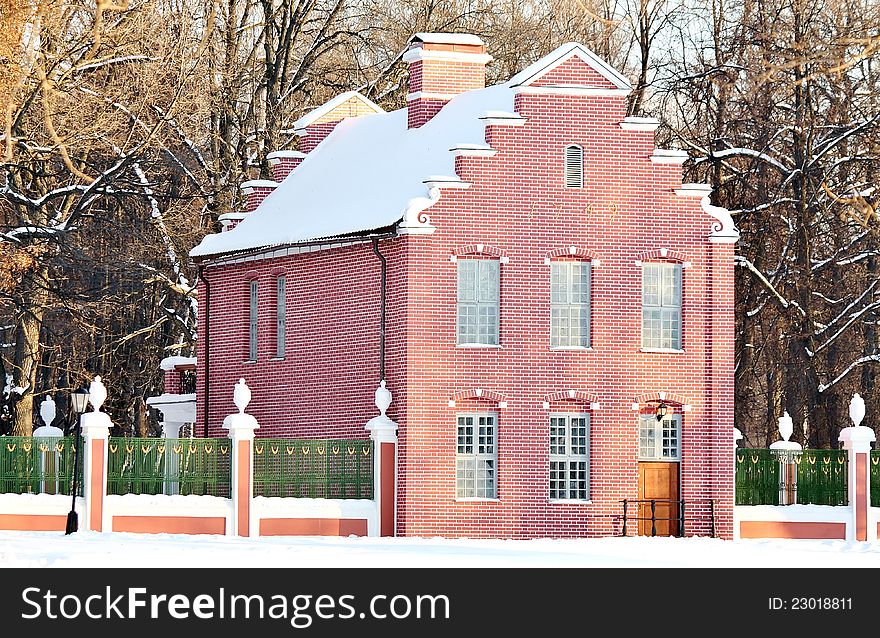 The oldest surviving amusement pavilions estate Kuskovo. It was built in 1749 in memory of the era of Peter the Great. The oldest surviving amusement pavilions estate Kuskovo. It was built in 1749 in memory of the era of Peter the Great