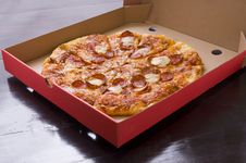 Pepperoni Pizza Royalty Free Stock Photos
