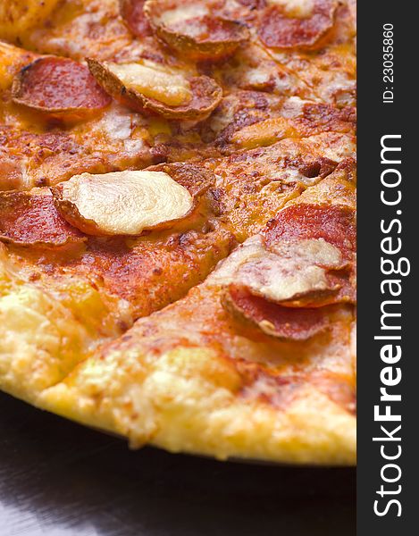 Pepperoni pizza serve when hot, a good food from italia