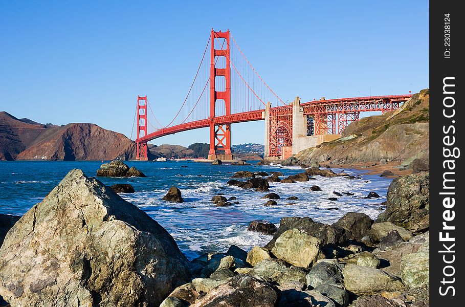 Golden Gate Bridge in San Francisco on a sunny day